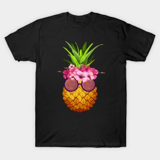 Pineapple Sunglasses Hawaiian Aloha Beach Painting T-Shirt